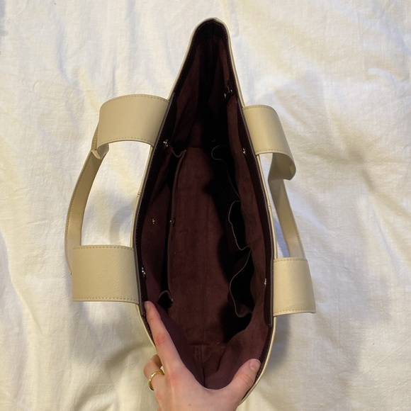 Freja NYC - Lafayette Tote - Oat - Picture 6 of 7